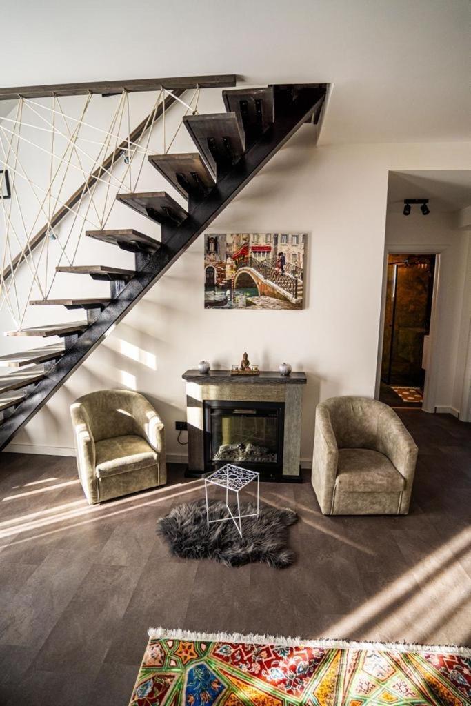 N & G Apartments Rîşnov Extérieur photo